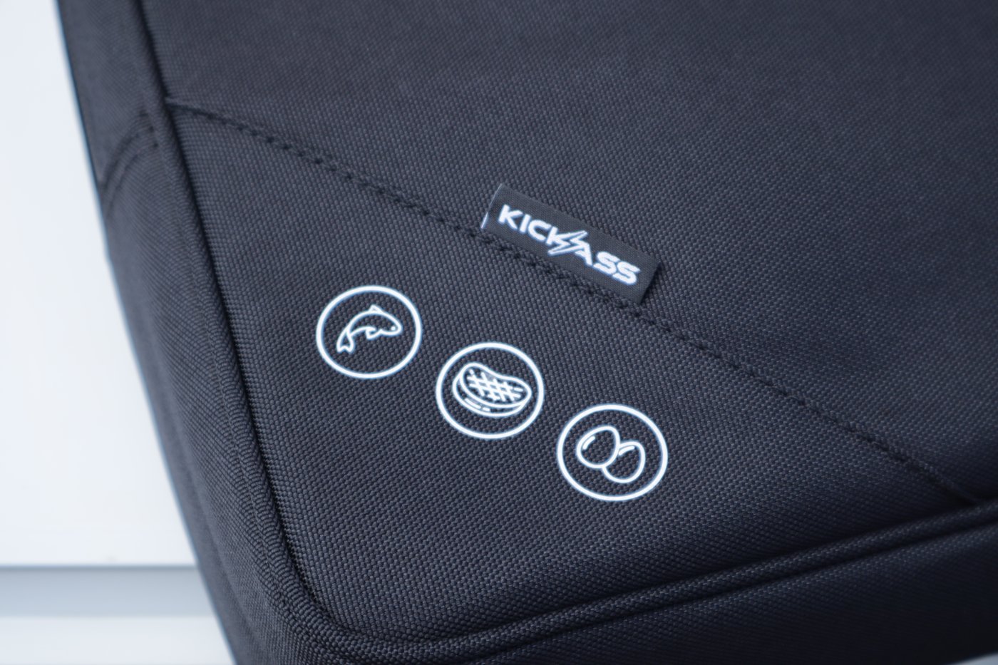 Close-up of the carry bag branding and cooking icons