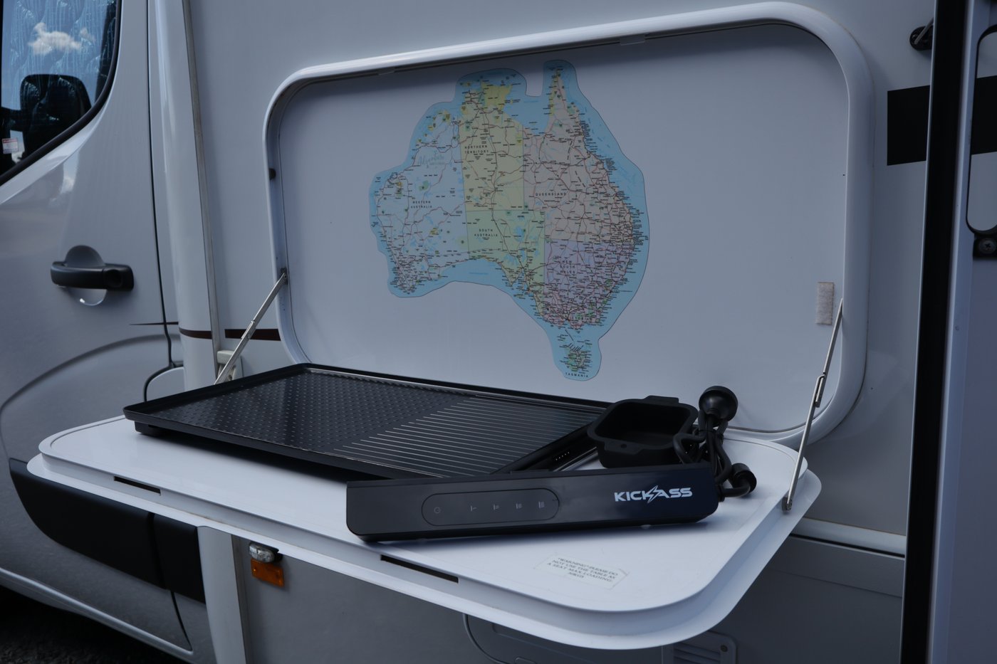 Hotplate and control unit unpacked on the table